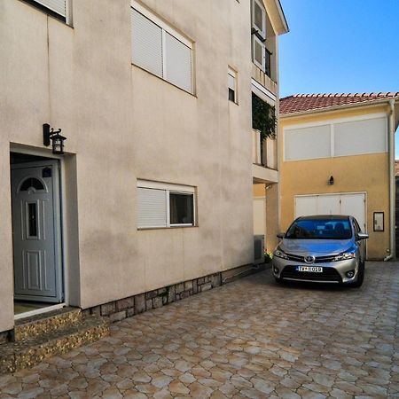 Apartmani Franovic Тиват Екстер'єр фото